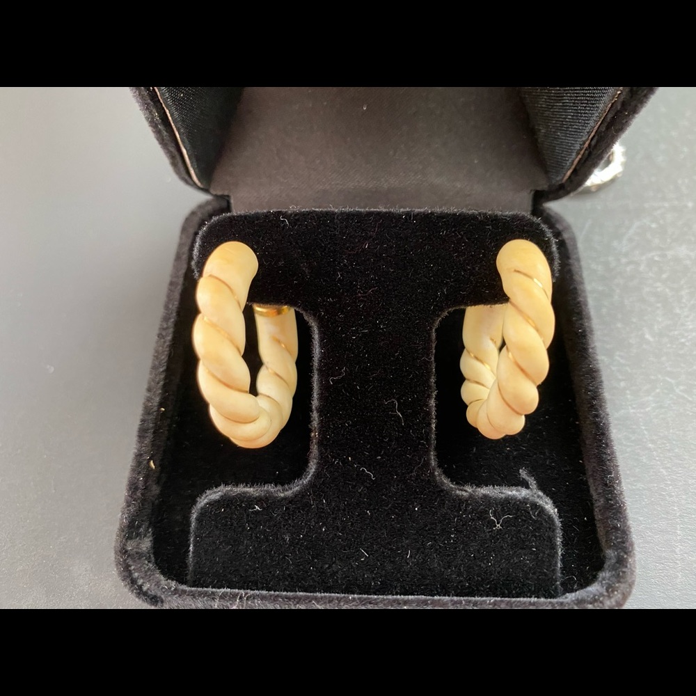 VINTAGE ivory hoop earrings
